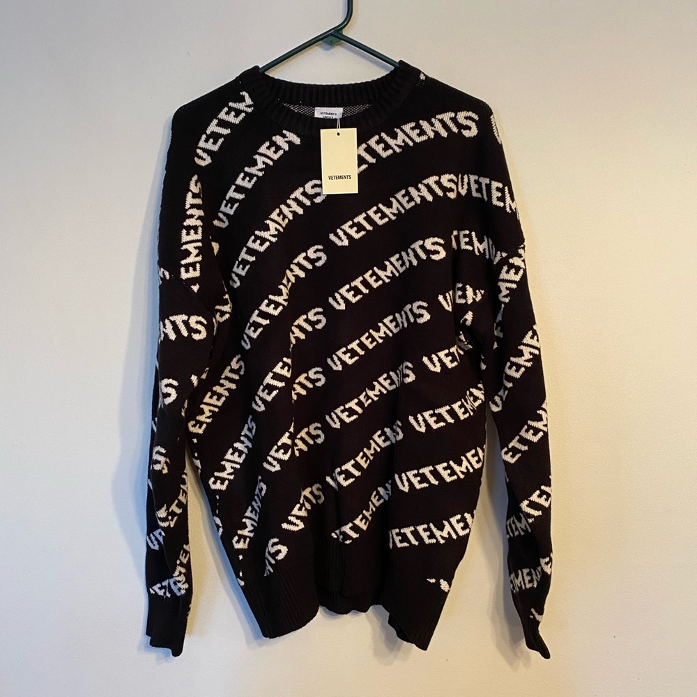 Vetements sweater